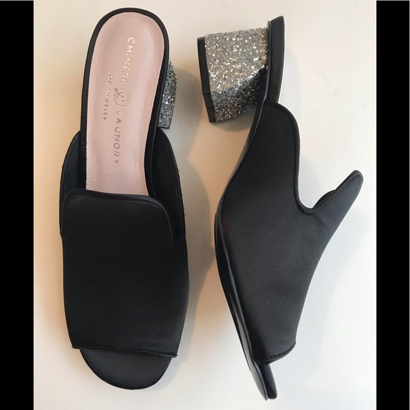 chinese laundry black mules